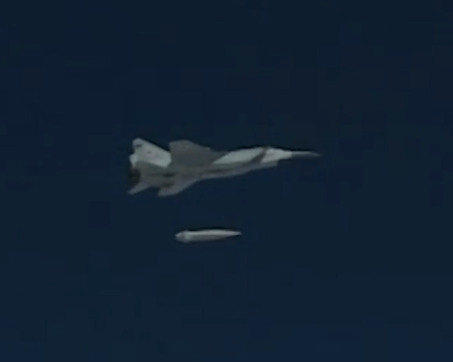 Video shows a Russian aircraft dropping a Kinzhal hypersonic ballistic missile