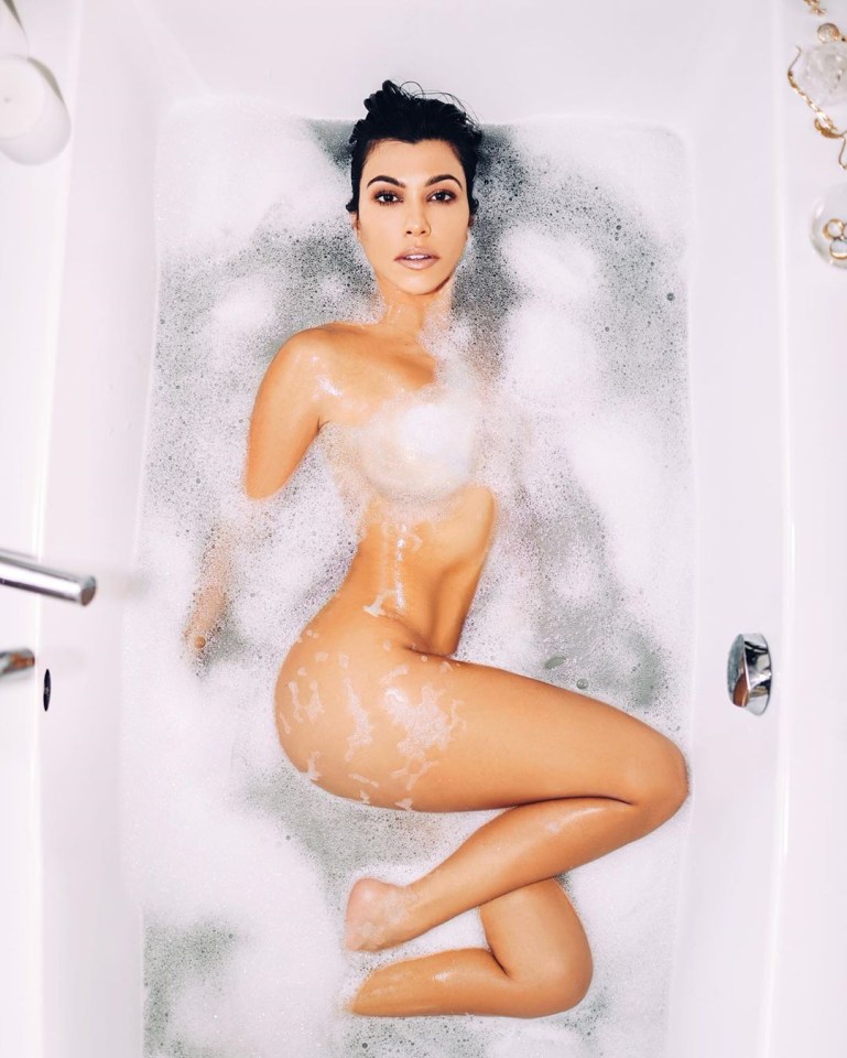 Fans were distracted by Kourtney's seemingly detached leg