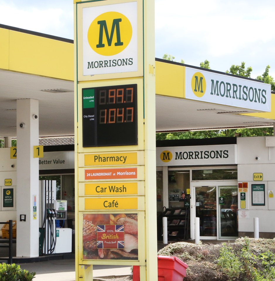 Morrisons is offering 7p off a litre of fuel to customers who spend over £40 in-store