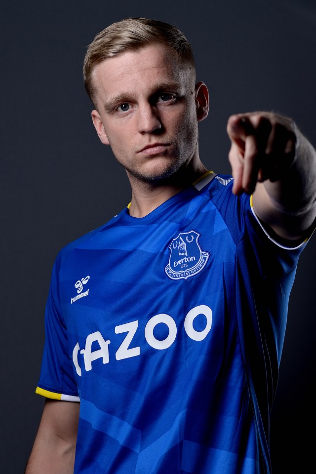 Donny van de Beek joined Everton on loan from Manchester United