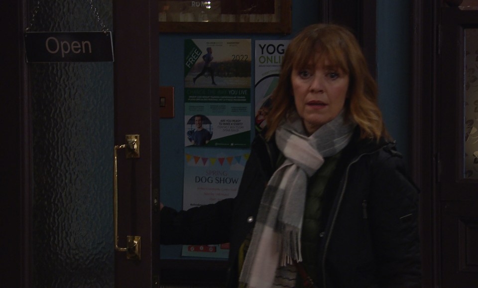 Rhona is set for a nasty surprise in Emmerdale