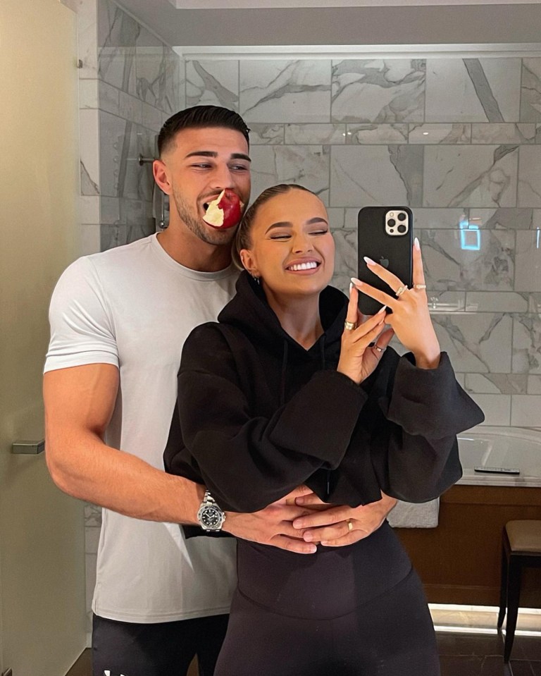 Tommy Fury and Molly-Mae gave fans a glimpse of their romantic Valentine's Day on Instagram