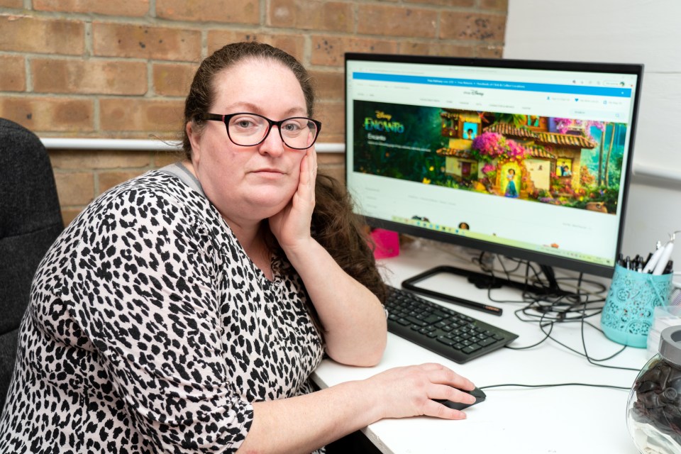 Kelly Mitchell nearly bought £200 worth of Disney merchandise online while fast asleep