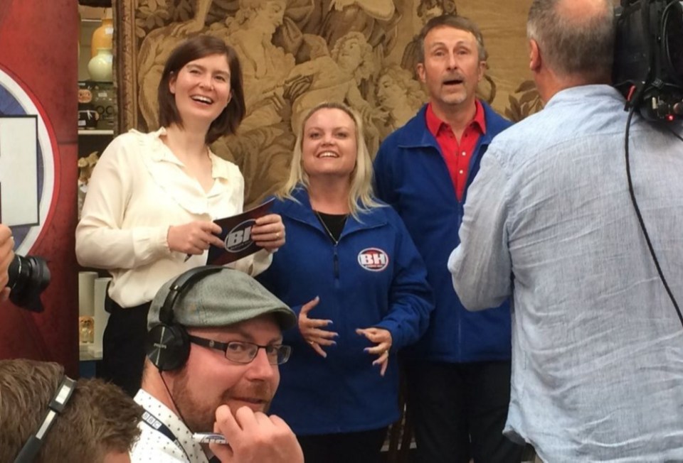 Bargain Hunt viewers are fuming that the show has been pulled for a second week