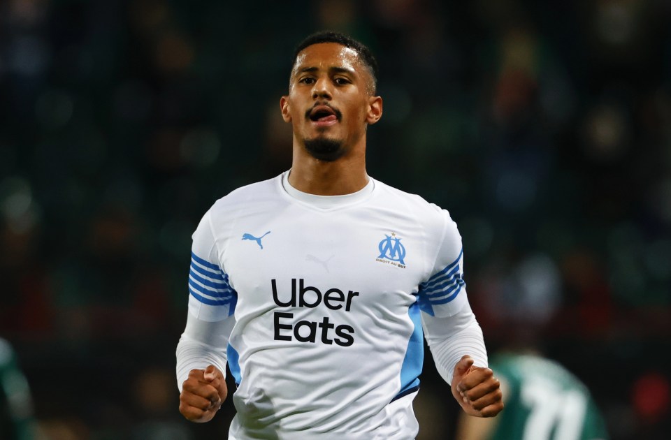 William Saliba would walk into the Arsenal team, according to Stephy Mavididi