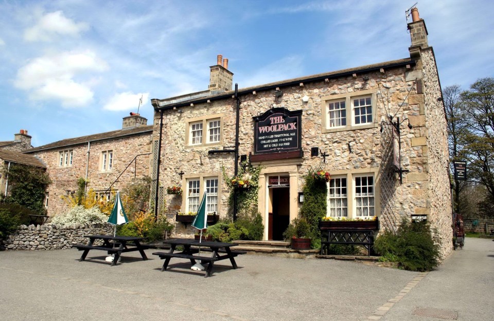 Emmerdale viewers think they have worked out who the new owner of The Woolpack is