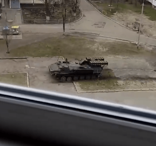 Video showed an unknown military vehicle in Obolon