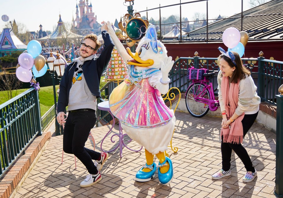 The pair had plenty of fun as they celebrated Disneyland's 30th anniversary