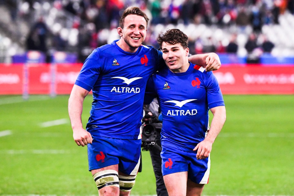 Anthony Jelonch and Antoine Dupont celebrate France's victory