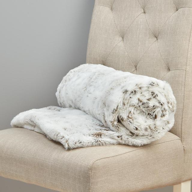 Save £7 on Morrisons' snuggly faux fur throw