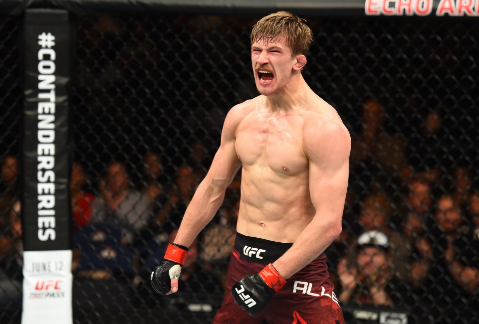 Featherweight contender Arnold Allen is one of ten Brits on the card looking to make a statement