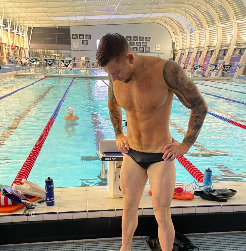 Adam Peaty's two-tone tan