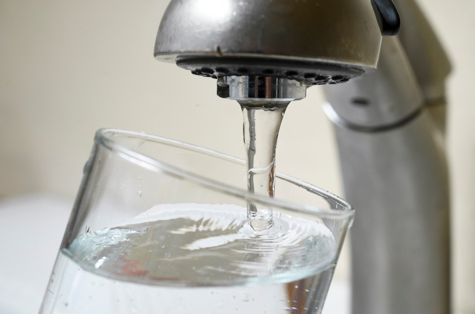 There are ways to reduce your water bill by hundreds of pounds