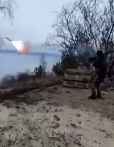 Another unverified clip appears to show a Ukrainian shoulder launch a Stinger anti-aircraft missile