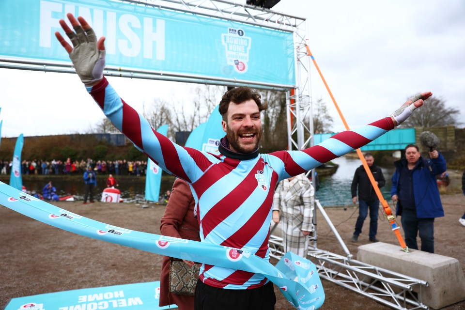 Jordan North has completed his charity row for Comic Relief