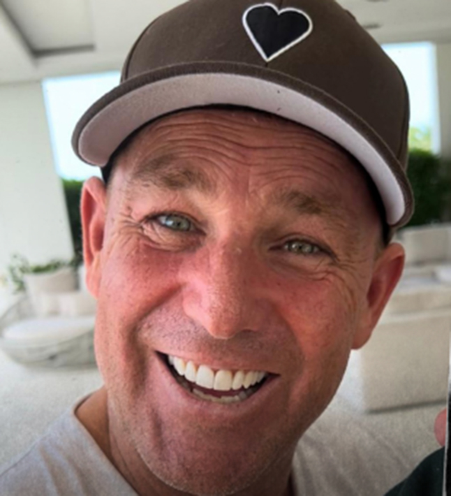 A masseuse revealed how she knocked on Shane Warne’s bedroom door to give him a foot rub — but he was already dead, pictured the cricket legend on the day of his death