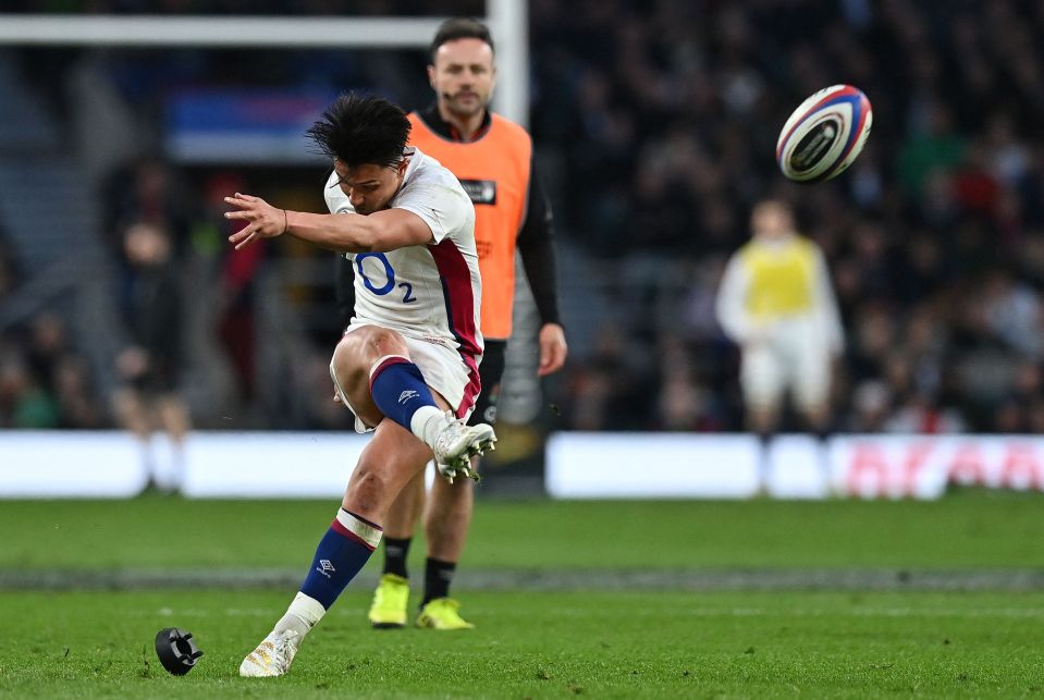 Marcus Smith kicked four penalties for England, but his side failed to get the win