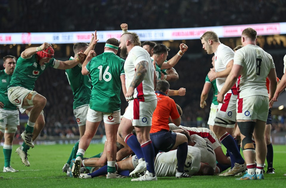 Ireland secured a 32-15 victory over England in the Six Nations after Finlay Bealham's 76th minute try