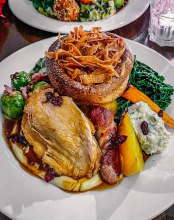 The Bank Tavern’s spectacular Sunday roasts have left them with a four year waiting list