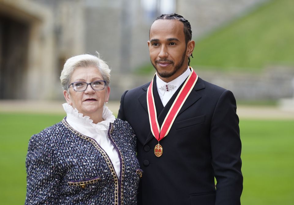 Hamilton was joined by mum Carmen Larbalestier when he received his knighthood