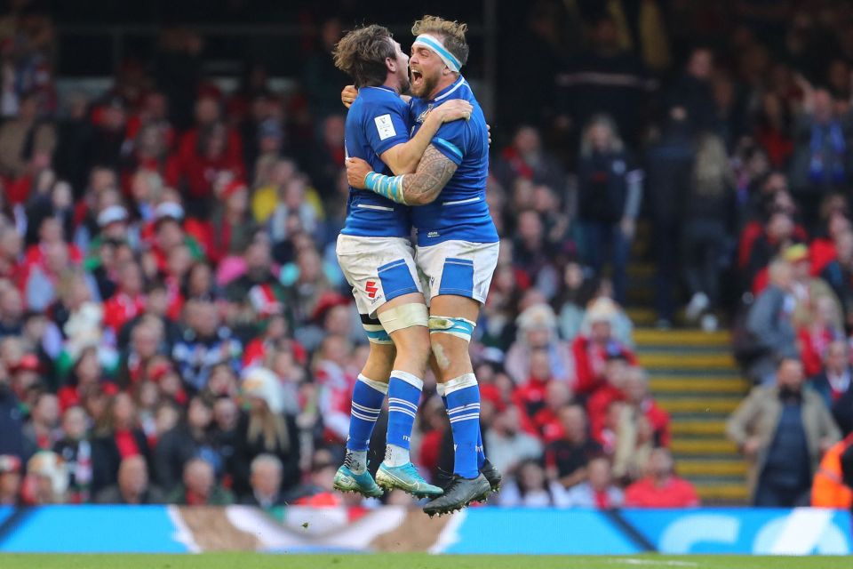 Italy's players celebrated wildly after an incredible win