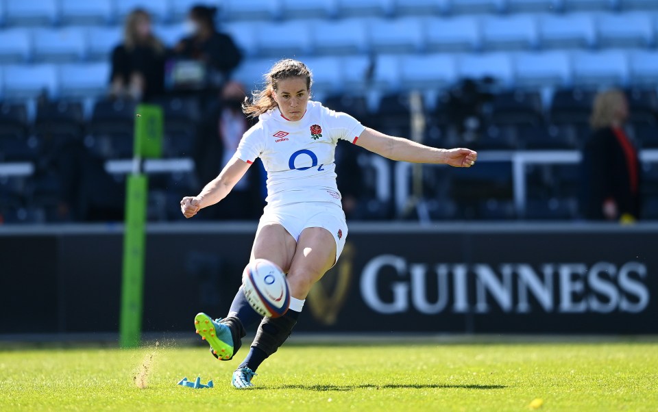 Emily Scarratt returned early from injury and is set to play against Scotland