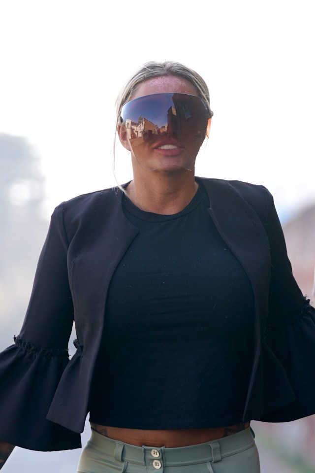 Katie Price wore a bizarre visor for court today