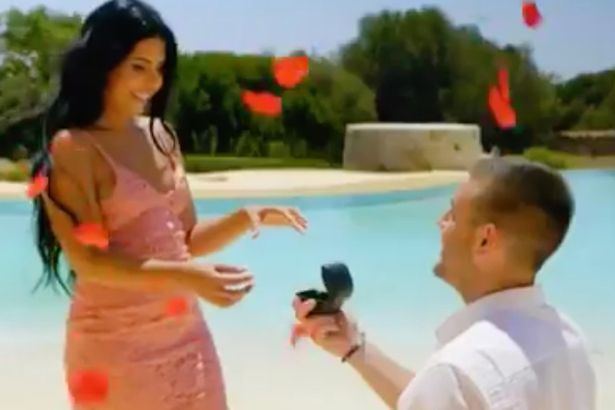 Nathan Massey popped the question to Cara De La Hoyde at the villa