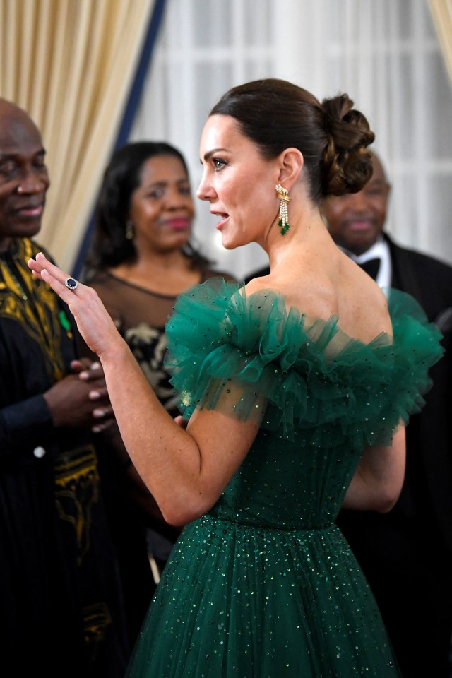 The stunning items of jewellery were borrowed from Her Majesty the Queen’s Emerald Tassel Parure