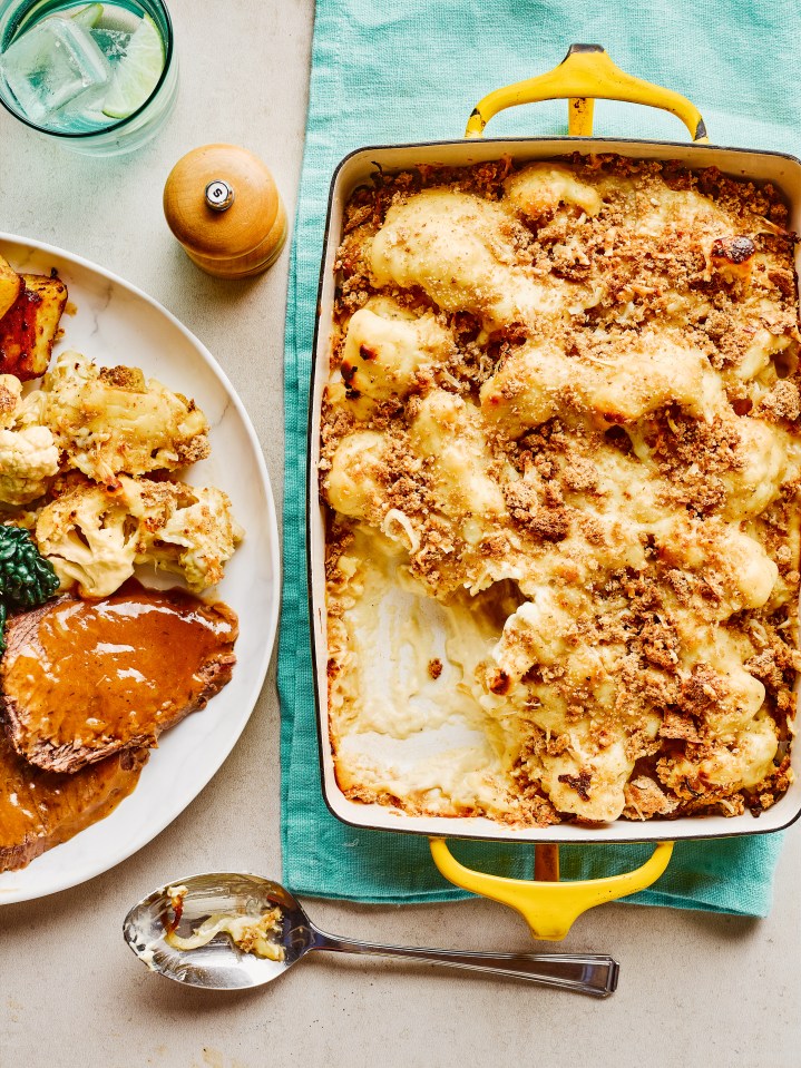 This loaded cauliflower cheese is topped with a crunchy breadcrumb mix