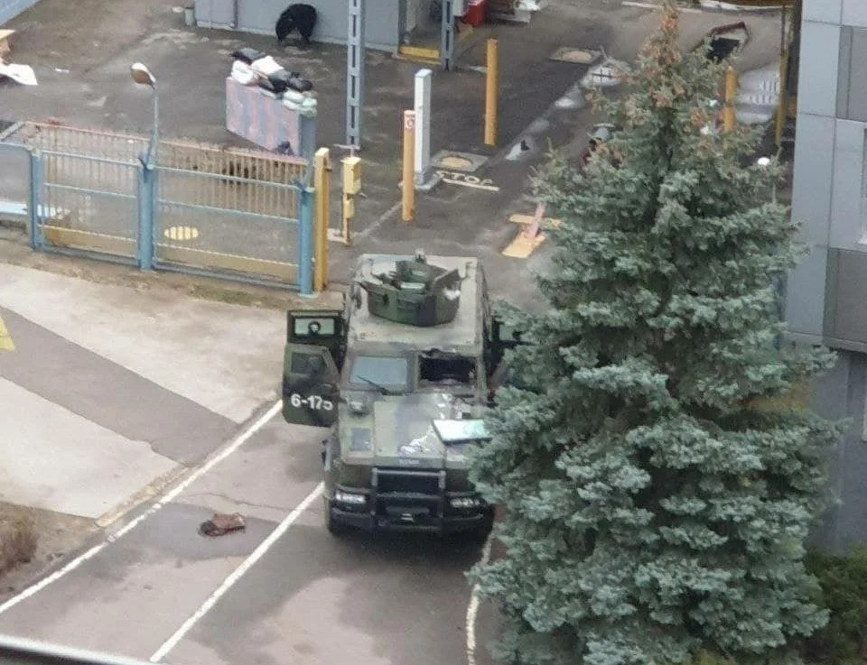 A Ukrainian vehicle outside the Zaporizhzhia power plant