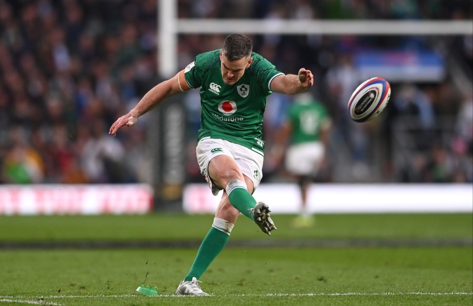 Irish fly-half Jonathan Sexton kicked two penalties and a conversion