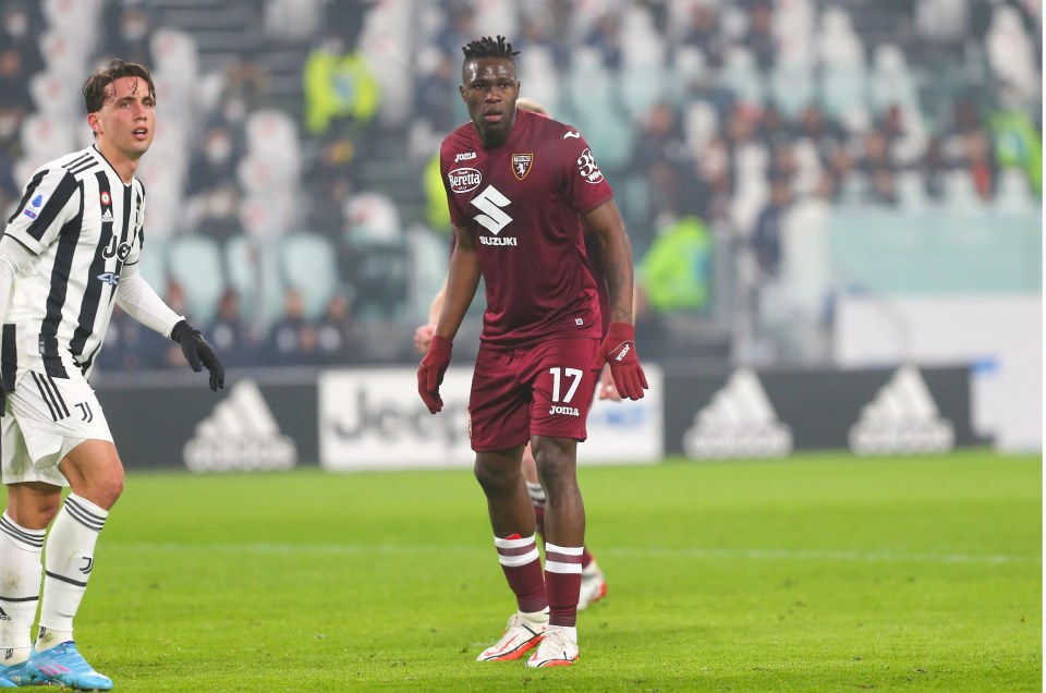 Arsenal and Tottenham are reportedly locked in battle to sign Torino right-back Singo