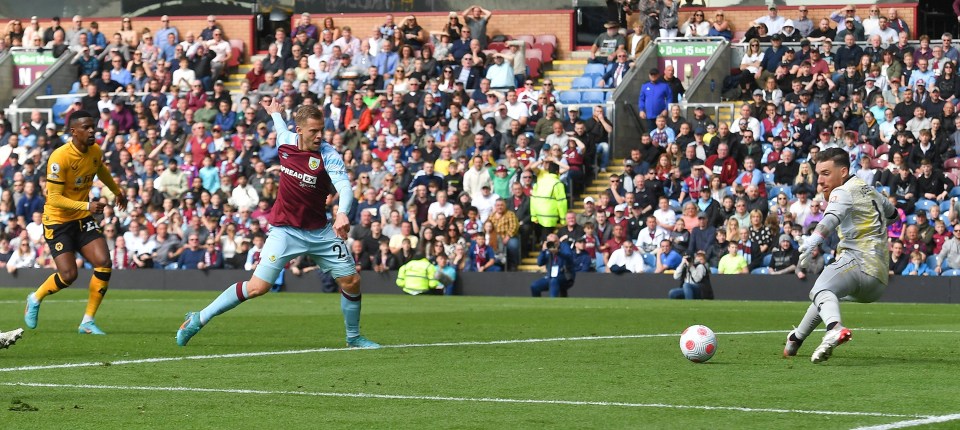 Matej Vydra scored the winner in a rare start for Burnley