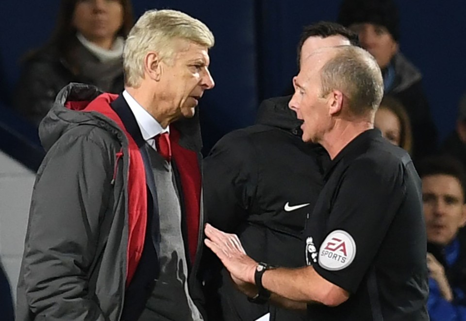 Mike Dean insists Arsene Wenger is the scariest manager in Premier League history