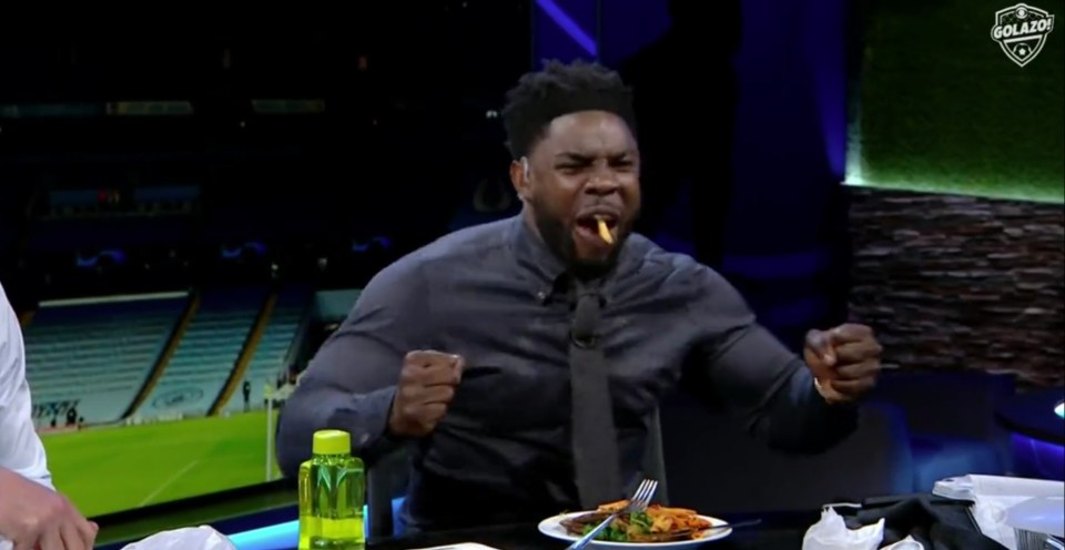 Richards almost then spat out his food after cheering the strike in the CBS Sports studio