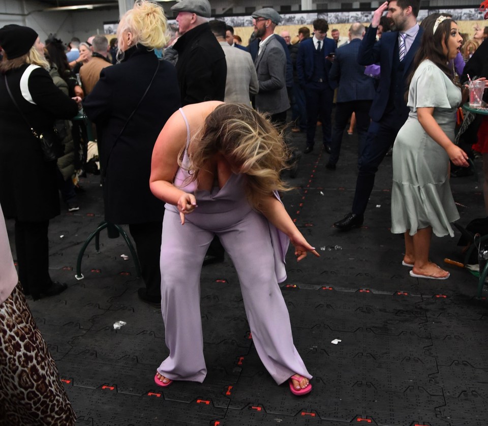 As the evening wore on, one lady swapped her heels for flip flops before taking to the dancefloor