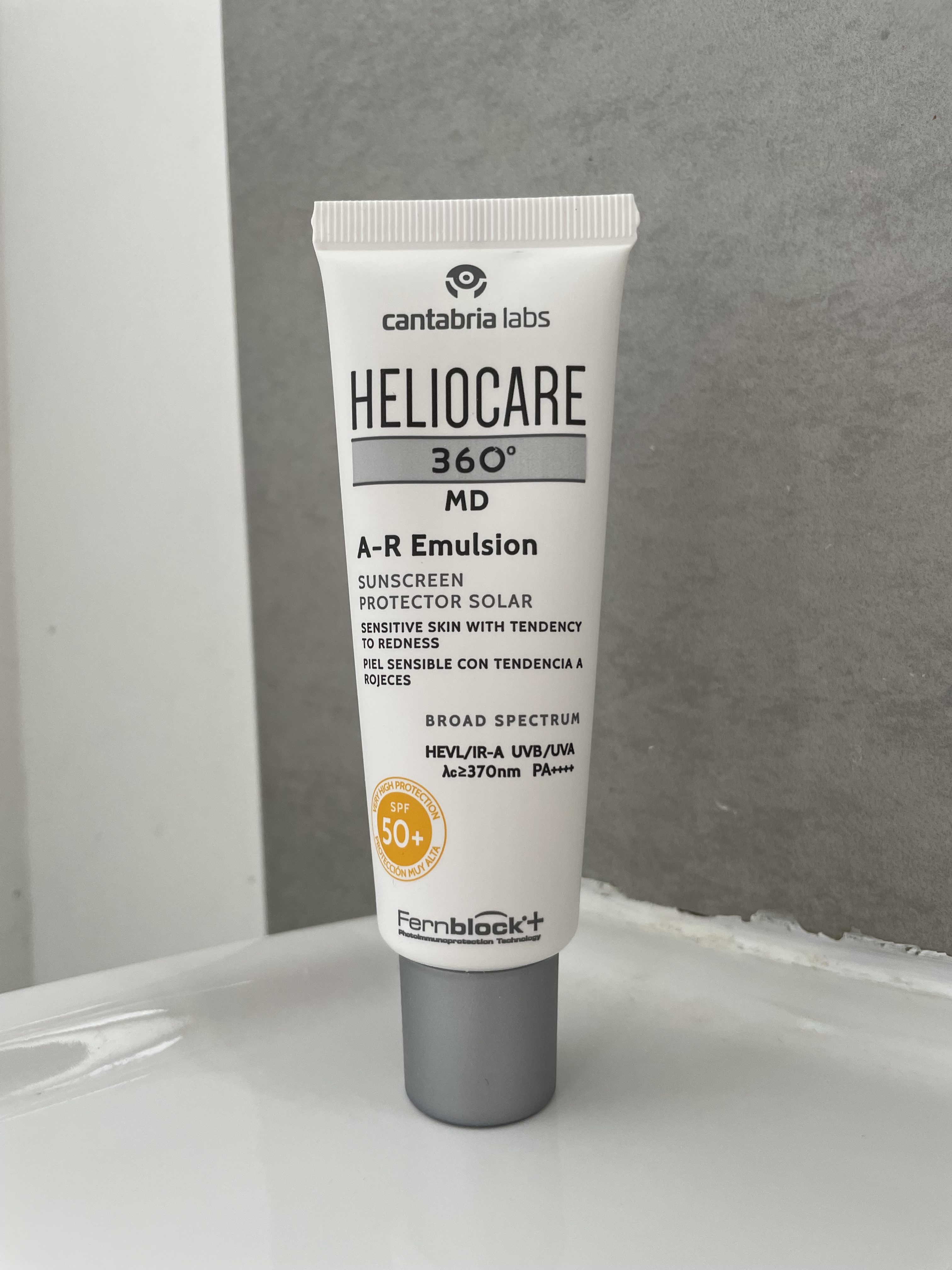 Heliocare A-R Emulsion SPF50