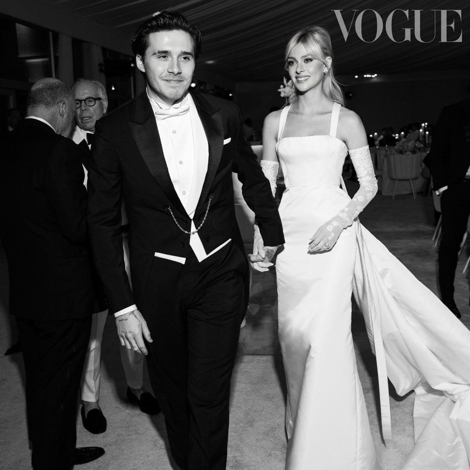  Brooklyn Beckham with his wife Nicola Peltz 