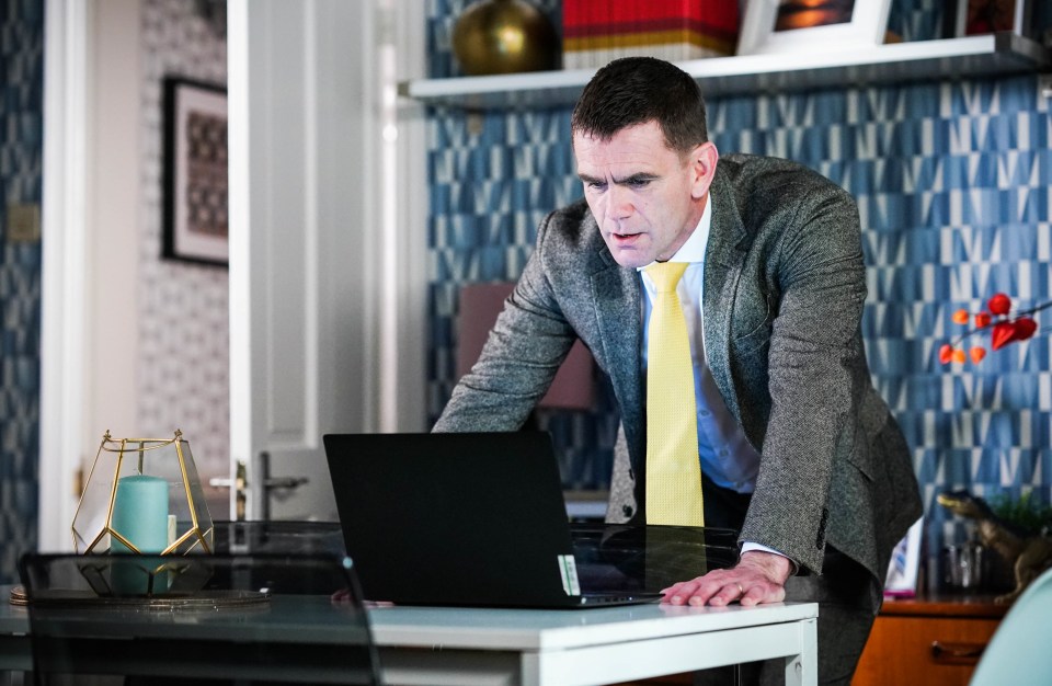 Jack Branning finds out about Ben's secret visit to Steve