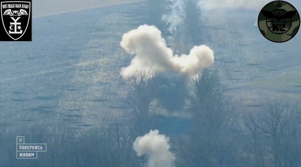 Ukrainians are said to have used UAV corrected artillery to wipe out the convoy in Donetsk