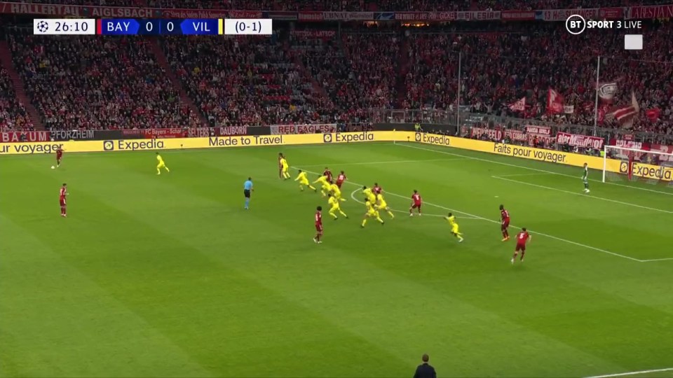 Unai Emery's players ran forward as the ball was played in