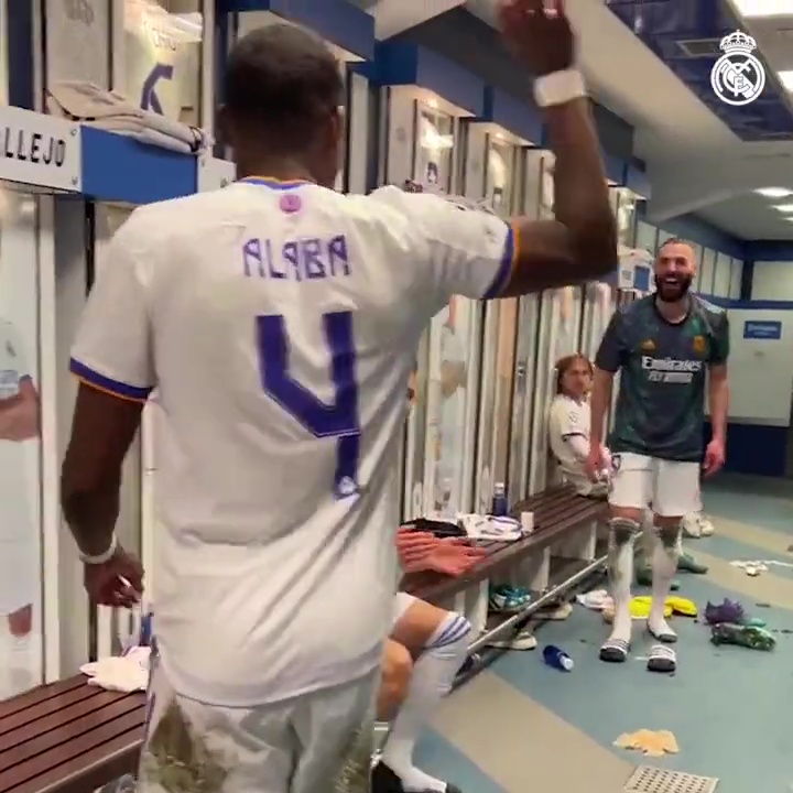 Alaba's dancing had Karim Benzema in fits of laughter