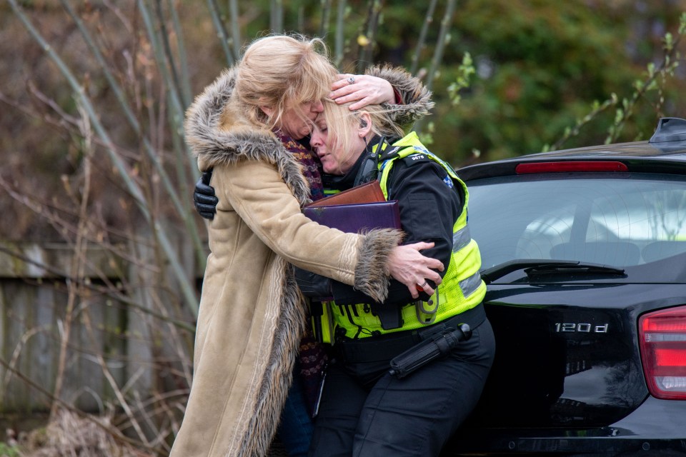 In one scene Sarah's face was bruised and her character was consoled by sister Clare Cartwright, played by Siobhan Finneran