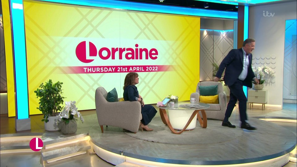 Piers Morgan ‘walks off Lorraine’ as he mocks GMB exit