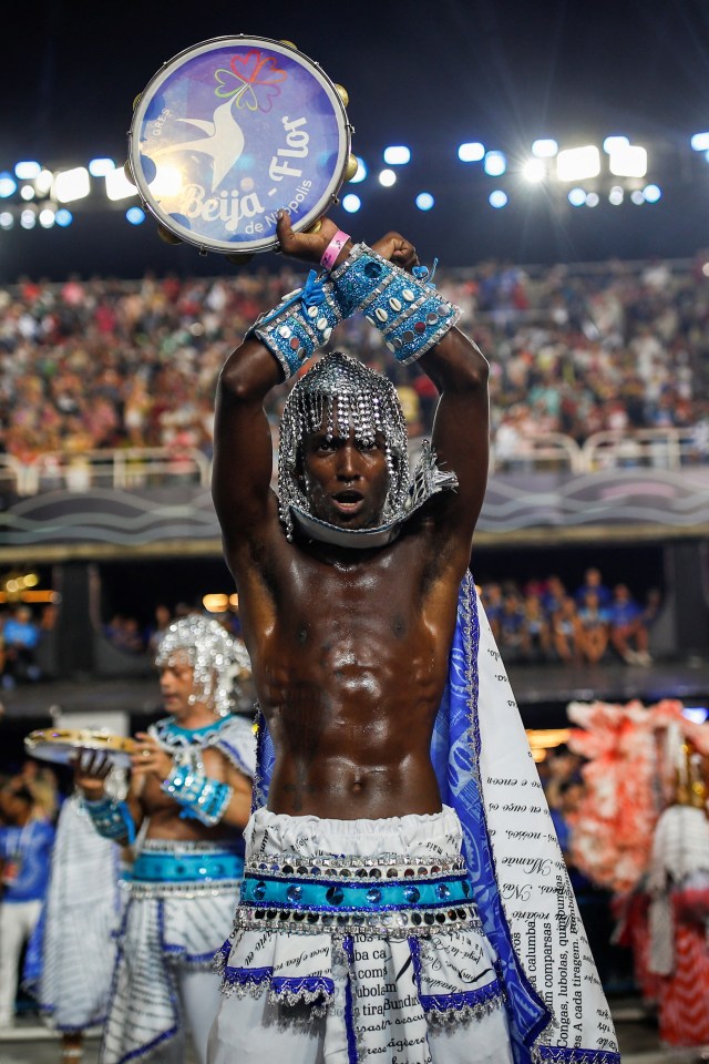 Beautiful outfits were seen at the Rio de Janeiro festival