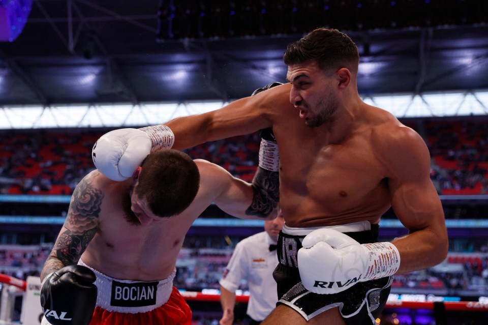 Tommy Fury locked horns with Daniel Boscianski on the undercard of brother Tyson's grudge match with Dillian Whyte