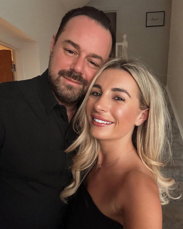 Dani Dyer was all smiles as she posed for a snap with dad Danny to watch Tyson Fury's boxing match