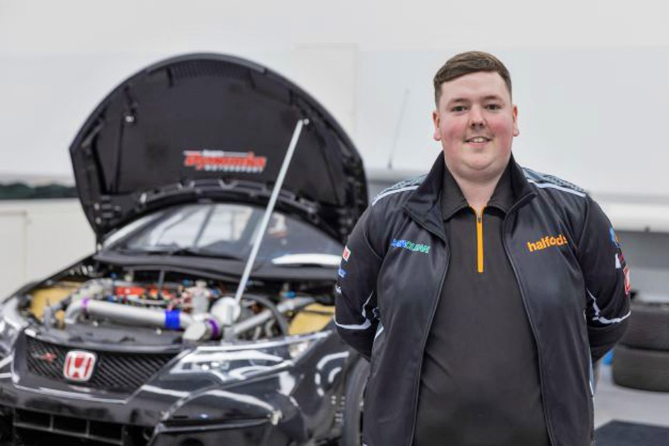 Former apprentice Josh Hall joined Halfords straight from school and was crowned the 2019 Halfords British Touring Car Championship apprentice winner