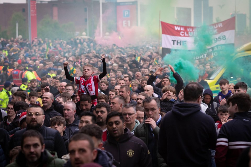 Man Utd fans continued their loud protests against the Glazers